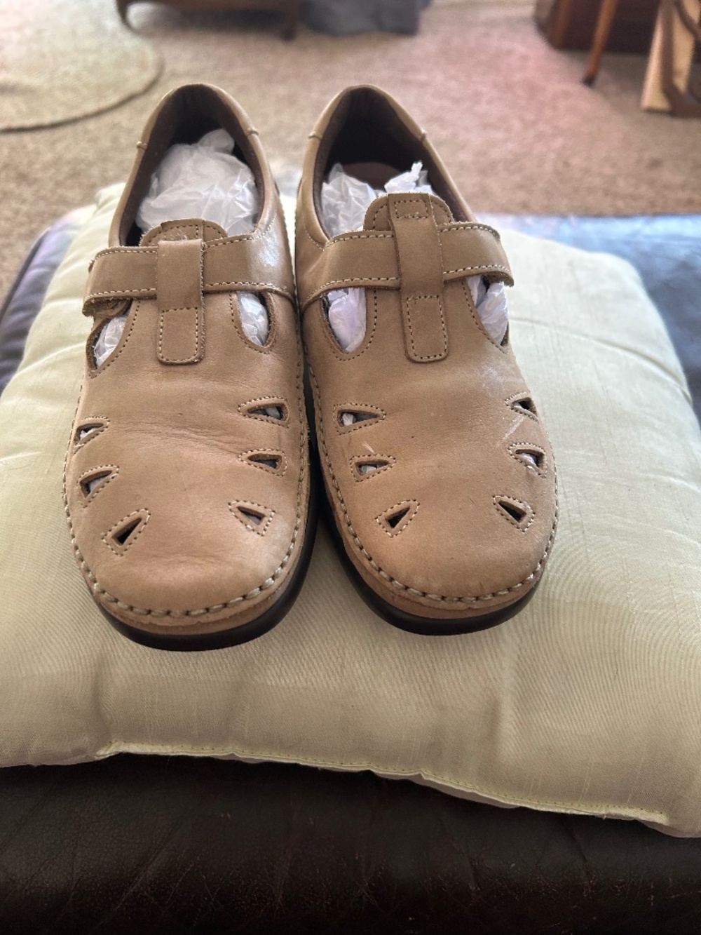 SAS Roamer Slip On Loafer Women size 8